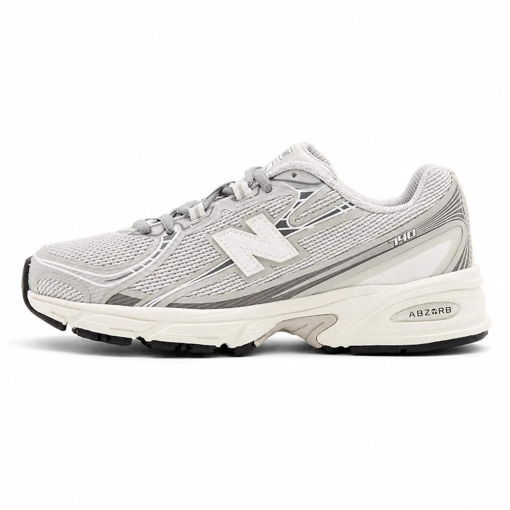 New Balance 740